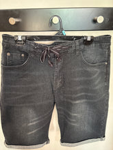 Load image into Gallery viewer, Drawstring shorts, black
