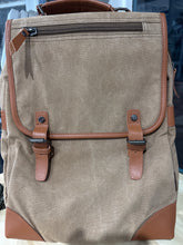 Load image into Gallery viewer, Men's Backpack (brown/mocha)
